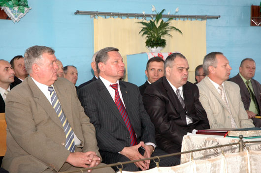 Представники влади
